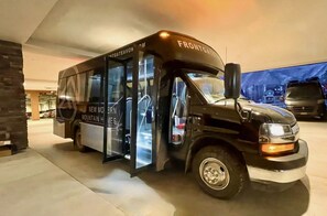 Property grounds - Luxurious Frontgate - Resort Amenities, Heated Pool & Shuttle - Beaver Creek (Beaver Creek)