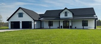 The Newspaper House