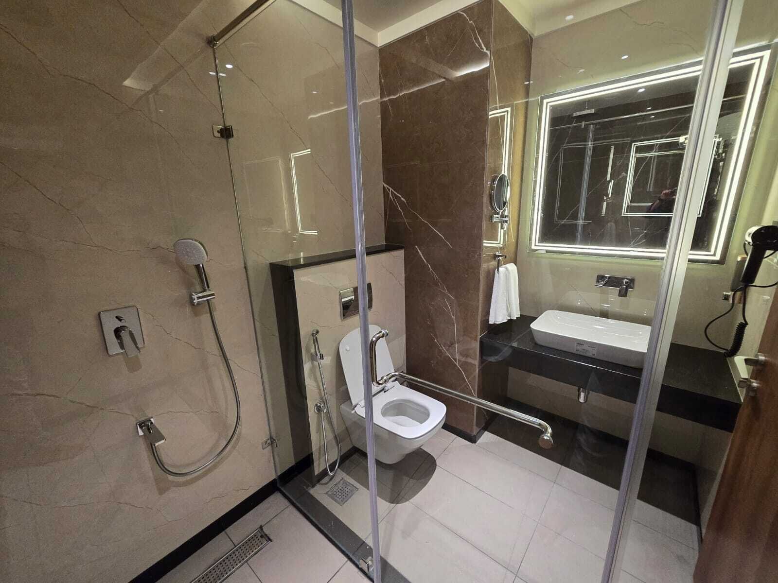 Classic-Doppelzimmer | Badezimmer