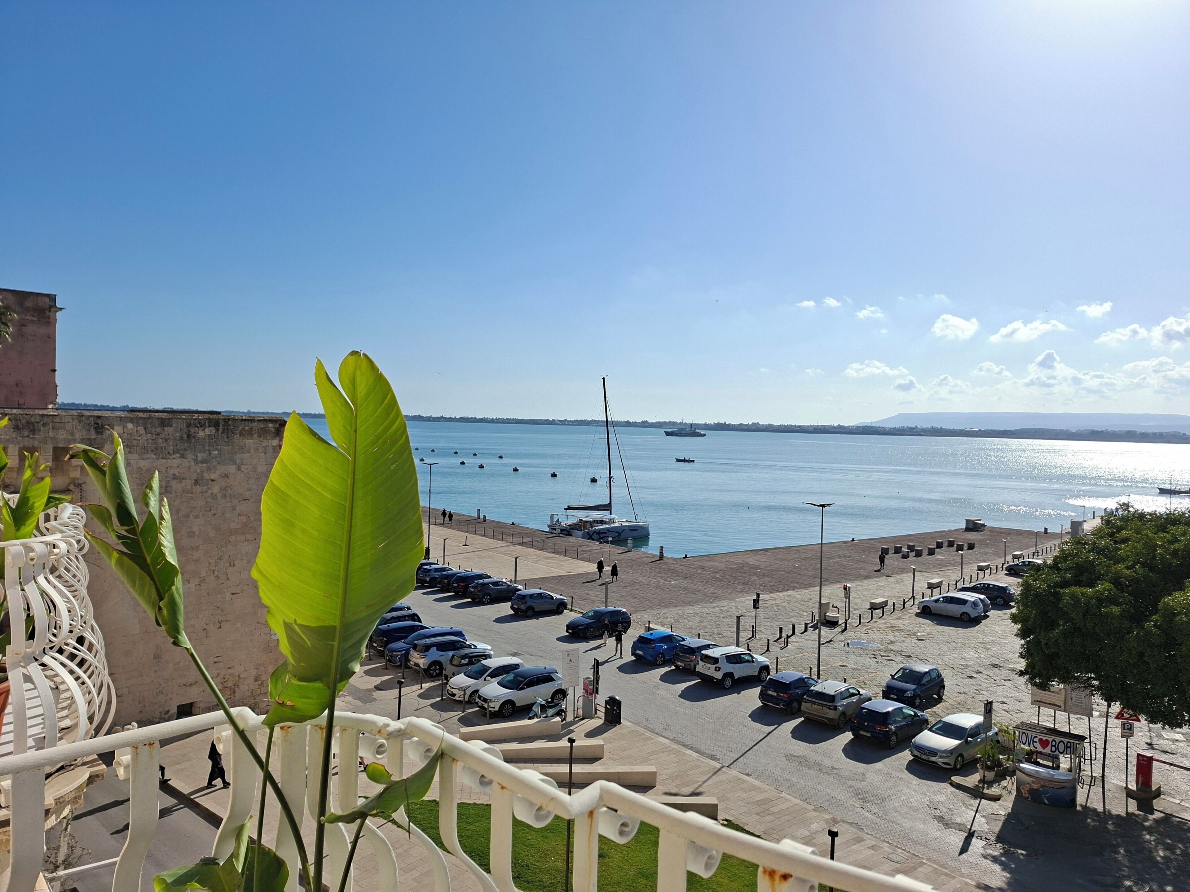 Apartamento, 1 habitación, balcón, vistas al mar | Jardines del alojamiento
