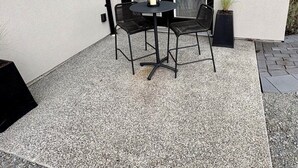 Uklassifisert bilde, 3 av 8, knapp
