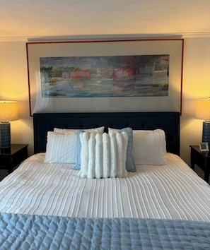 3 chambres, fer et planche à repasser, Wi-Fi, draps fournis