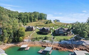 Exterior - "Hidden Legacy" Lakefront 5-bed/4 Bunk/4.5 Baths w/ private dock on Norris Lake! (LaFollette)