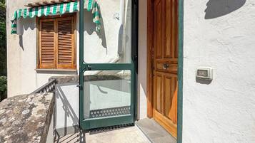 Entrada al alojamiento