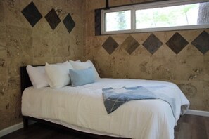 3 chambres, fer et planche à repasser, accès au Wi-Fi (inclus)