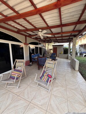Terrace/patio - Cozy beach house - 5 minute walk to the fabulous Playa San Blas 3 rooms with AC (Playa San Blas)