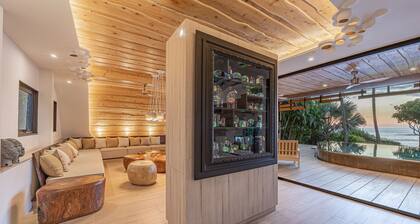 Odisea Retreats - Oceanfront Luxury Villa