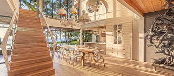 Odisea Retreats - Oceanfront Luxury Villa