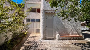 Exterior detail - Residenza delle Acacie - Le case di Valentina (Baia Verde)