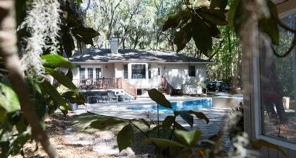 Secluded Savannah Escape - Pool, Marsh Views