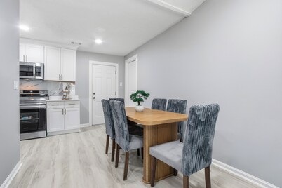 Luxury Modern Ranch & Newly Renovated