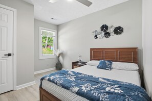 4 Schlafzimmer, Bügeleisen/Bügelbrett, WLAN, Bettwäsche