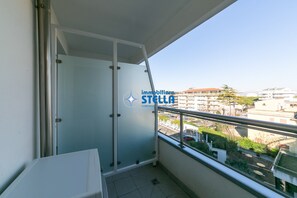 Property grounds - IL CENTRALE °piazza Marconi° - 401A (Lido di Jesolo)