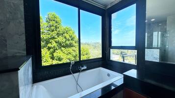 Villa, 4 Bedrooms, Sea View | Bilik Mandi