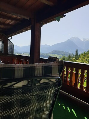 Property grounds - Vacation apartment Kehlstein for 2 persons, approx. 36 m², bedroom, kitchen-living room, balcony (Bischofswiesen)