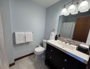 Bathroom - Water View Home Near West Beach (Coupeville)