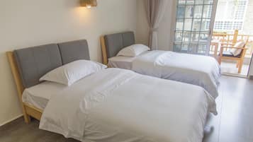 Twin Room, Balcony, Garden View