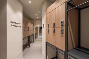 Standard Single Room, Men only | Interior