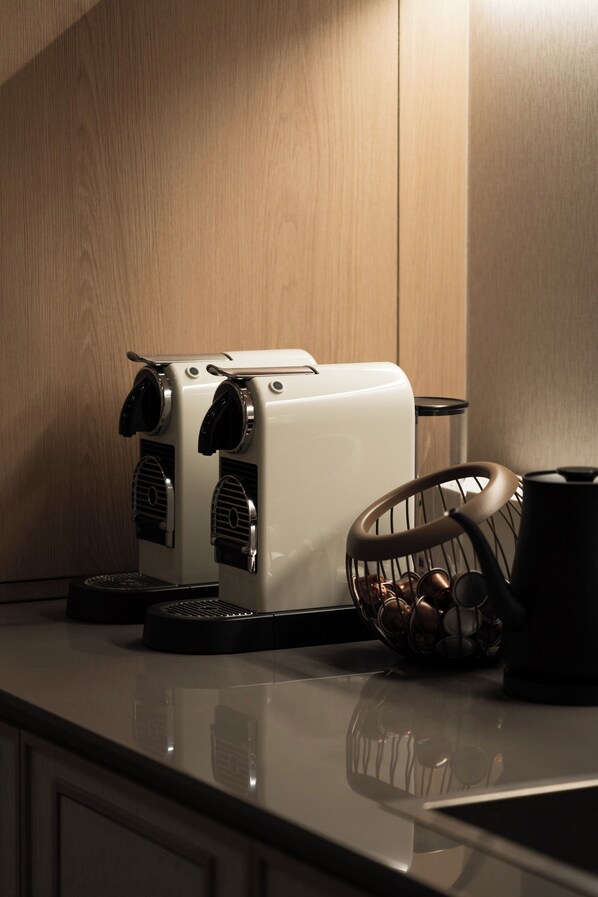 Kaffe och/eller kaffebryggare