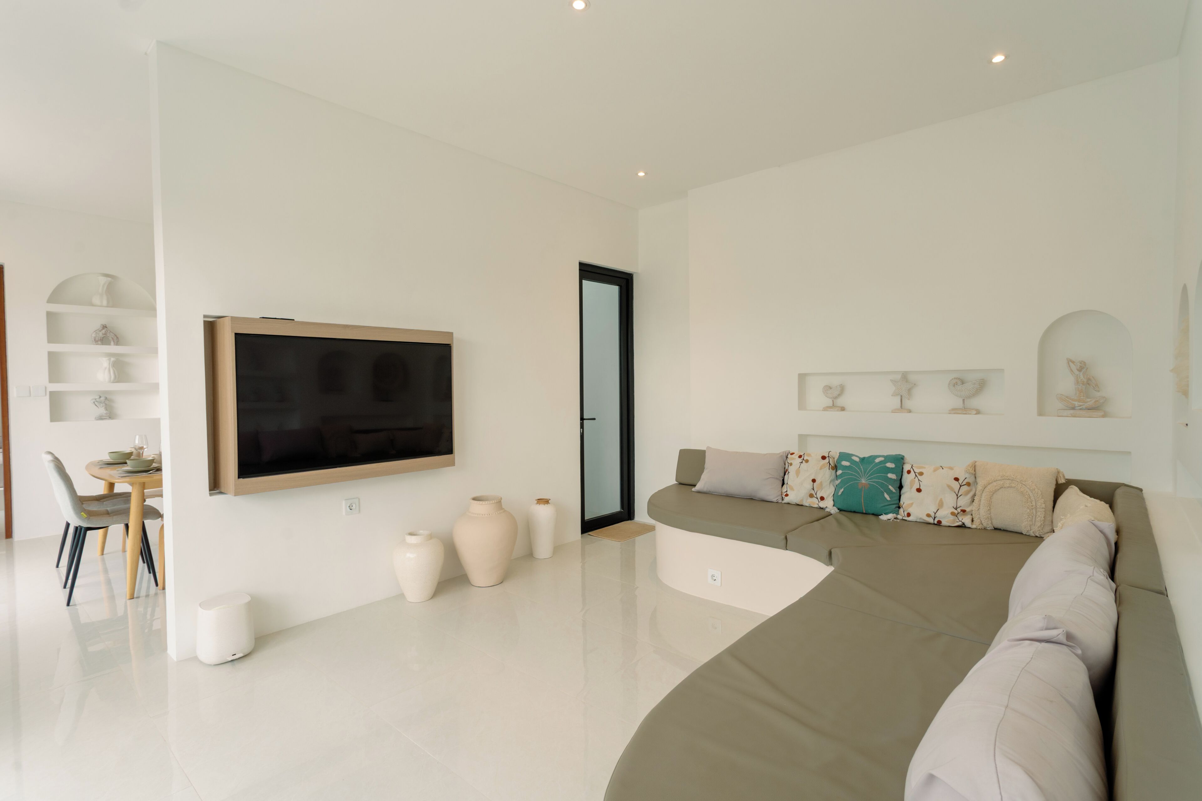Villa estándar, vista a la alberca | Área de sala de estar