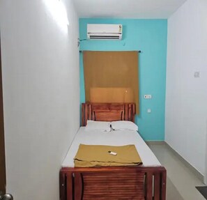 Free WiFi - CHENNAI ROOMS (Chennai)