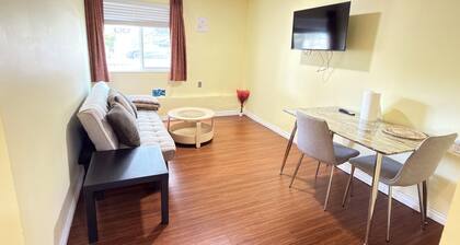 Spacious 3BR East Van Stay | Sleeps 6