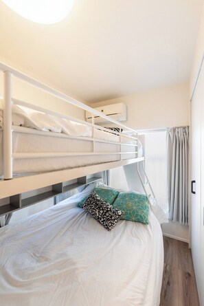 Iron/ironing board, free WiFi - Haneda kodate HT3 (Tokyo)