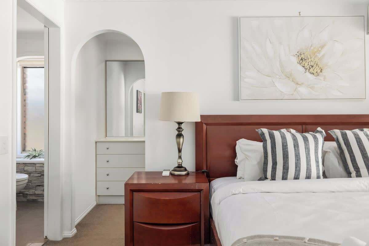 3 bedrooms, iron/ironing board, travel crib, WiFi