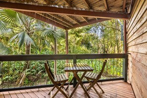 Outdoor dining - The Bamboo Base at Buderim (Buderim)