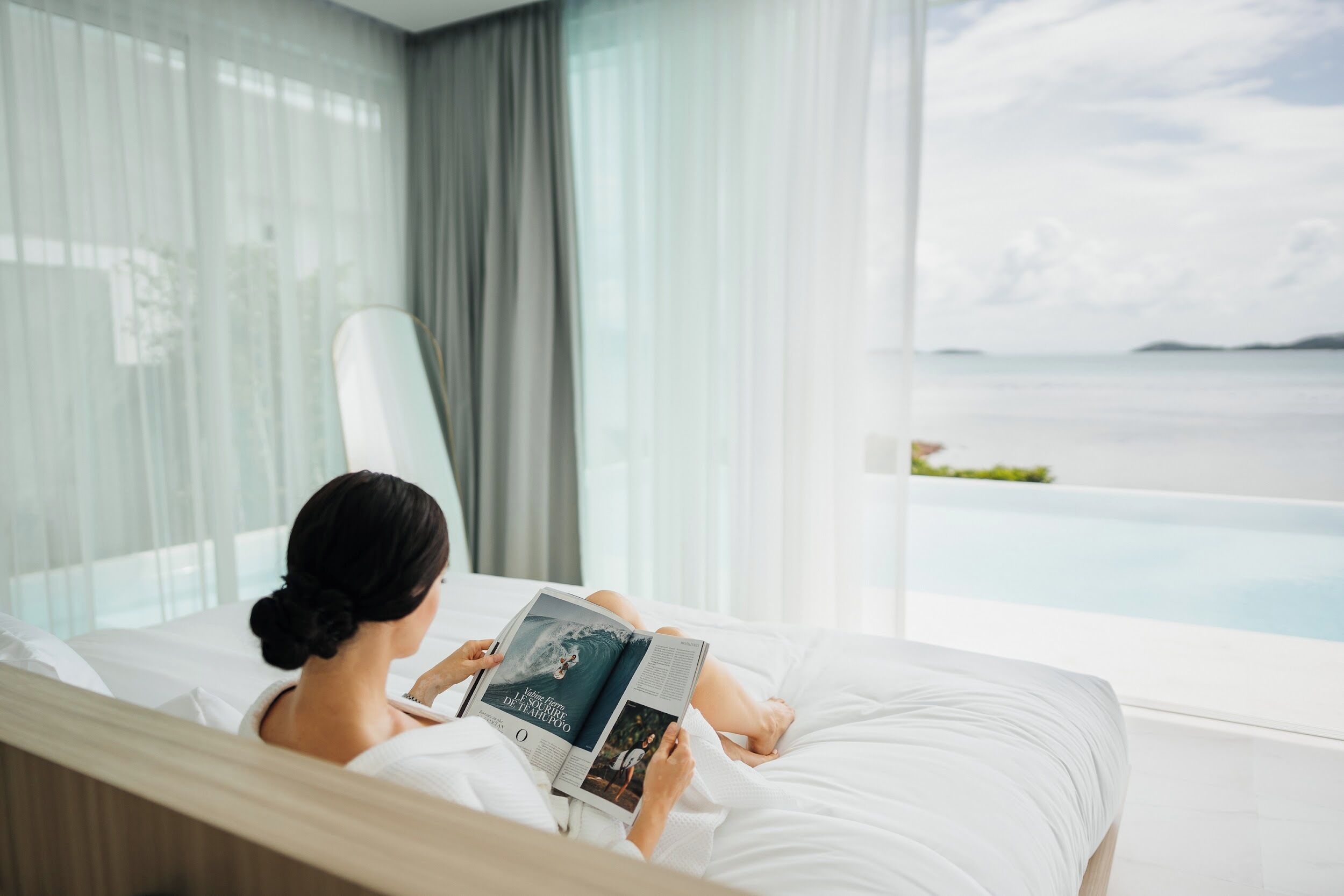 Villa Deluxe, 1 très grand lit, vue mer, en front de plage | Coffres-forts dans les chambres, bureau