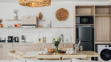 Luxury Villa, 1 King Bed, Sea View, Beachfront | Private kitchen