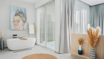 Biệt thự Exclusive, 1 giường cỡ king, quang cảnh biển, sát bãi biển | Phòng tắm