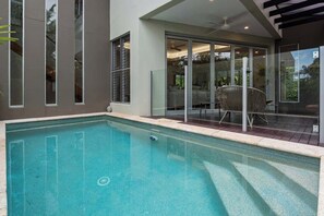 Pool - Modern, Airy Duplex Steps to River w/ Heated Pool (Noosa Region)