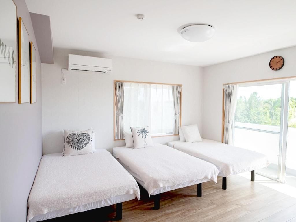 Room | Free WiFi