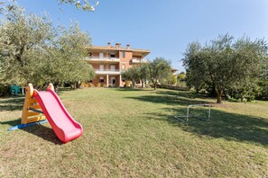 Classic-Apartment, 3 Schlafzimmer | Kinderbereich
