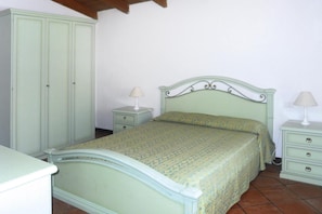 2 bedrooms, individually furnished - Holiday Residence Sea Villas, Stintino (Stintino)