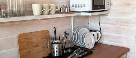 Comfort House, 1 Bedroom | Private kitchen