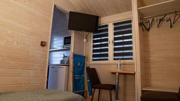 Deluxe House, 1 Bedroom | Living room