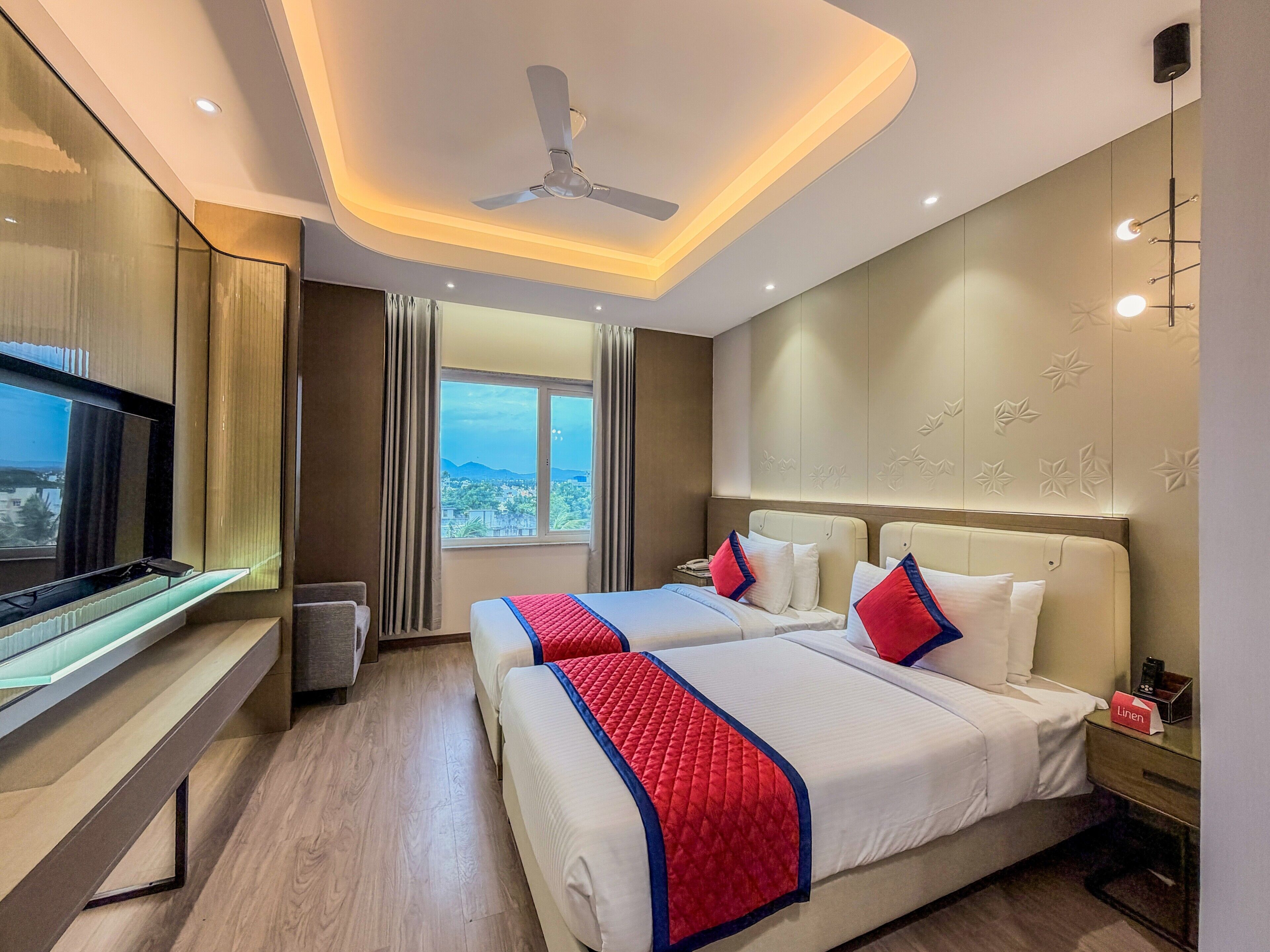 Habitación Deluxe con 2 camas individuales | Ropa de cama de alta calidad y minibar 