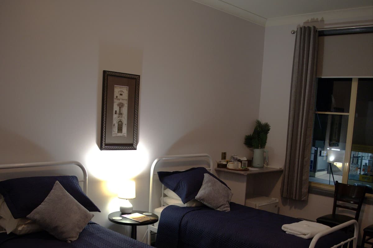 Double or Twin Room, 2 Twin Beds, Non Smoking, Private Bathroom