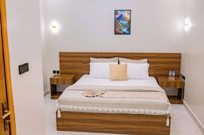 Deluxe Studio
