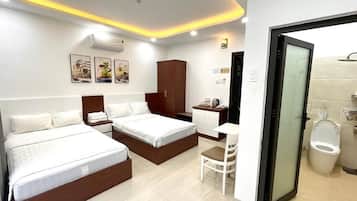 Studio, balcon, vue ville