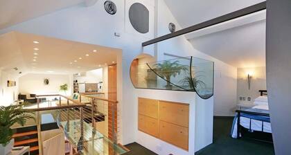 57 Huge Perth Highgate Stay Near HBF Gated Parking