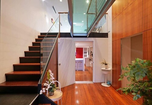 57 Huge Perth Highgate Stay Near HBF Gated Parking