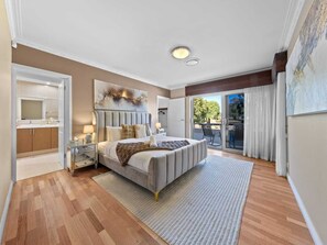4 bedrooms, desk, iron/ironing board, travel cot