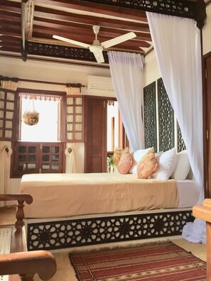 In-room safe, iron/ironing board, free WiFi, wheelchair access - Beytsalam (Lamu)