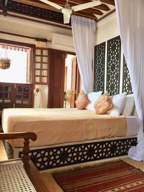 Standard Double Room, Balcony, City View - Beytsalam (Lamu)