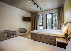 Family Room, Kitchen, City View | Iron/ironing board, free WiFi, wheelchair access