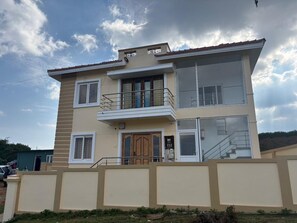 Exterior detail - Cloud View Cottage  (Ooty)