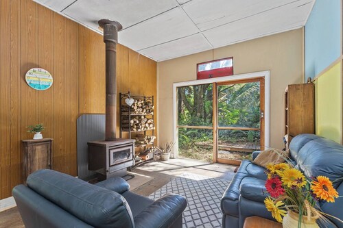 Cabin in the Forest, Cosy Couples retreat